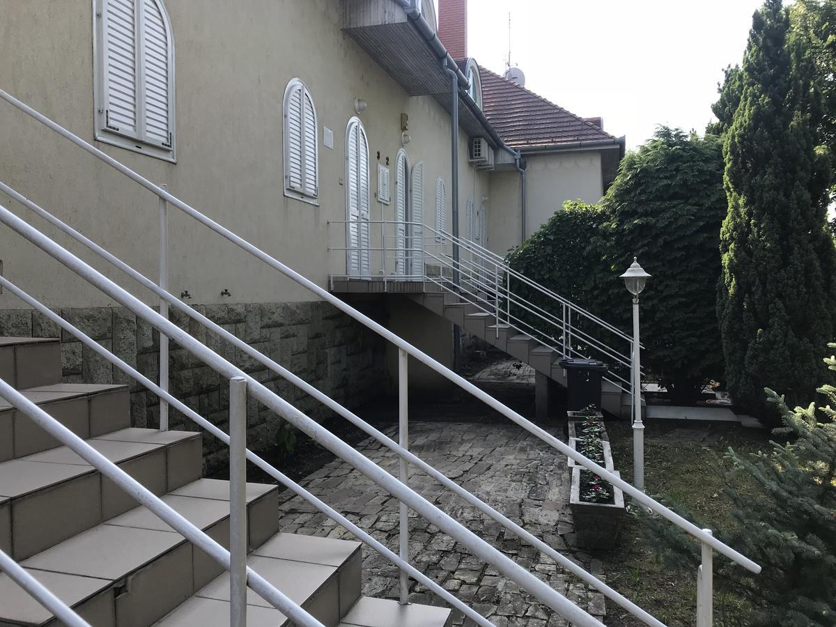 Aqua Line Apartmanhaz Hajduszoboszlo Bagian luar foto
